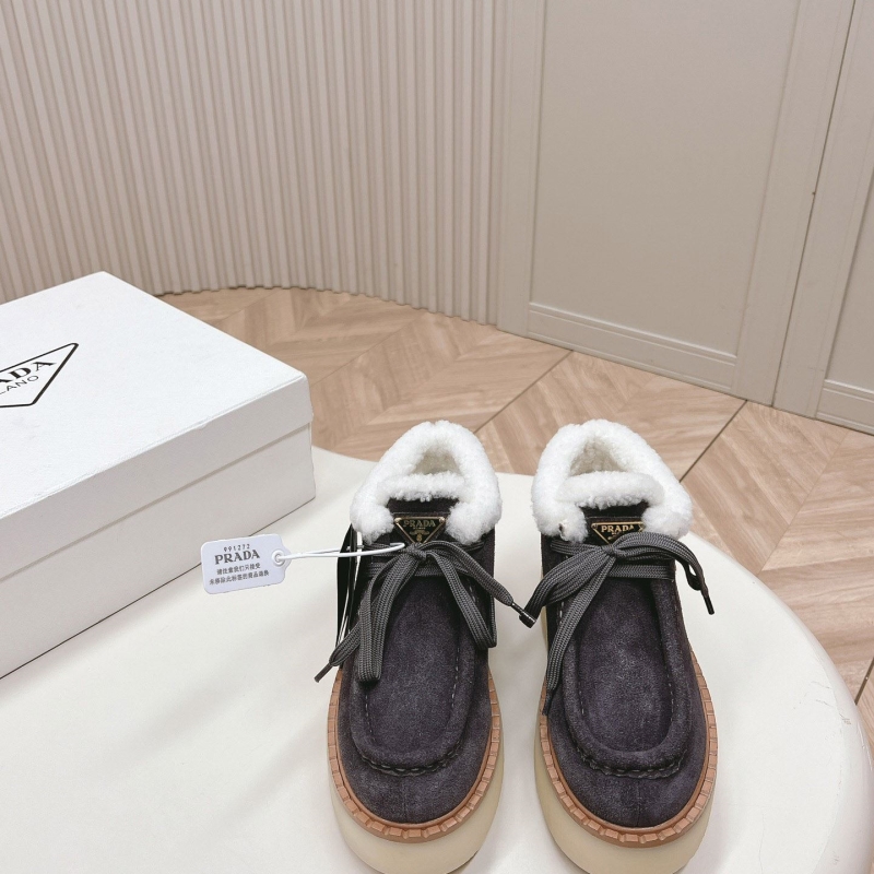 Pra*a casual shoes